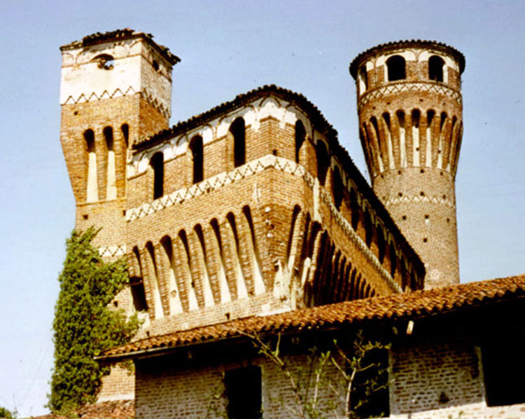 torri del castello del vettigne